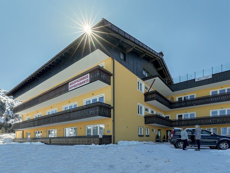 Apt. dům Nassfeldhaus ski opening