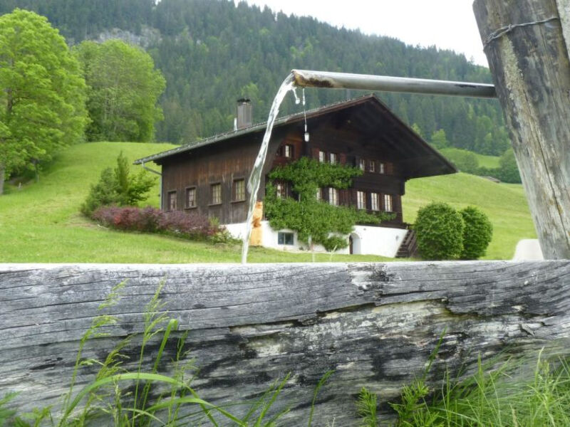 Aerneli, Chalet