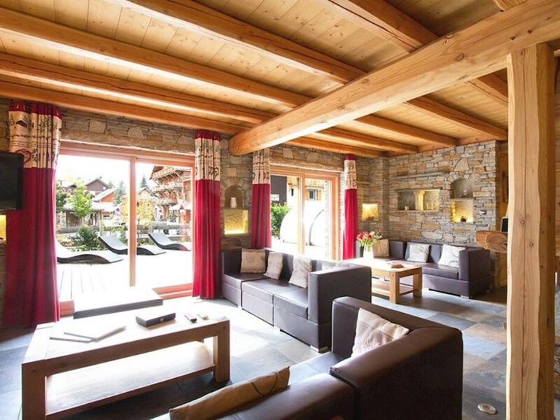 Chalet Le Loup Lodge