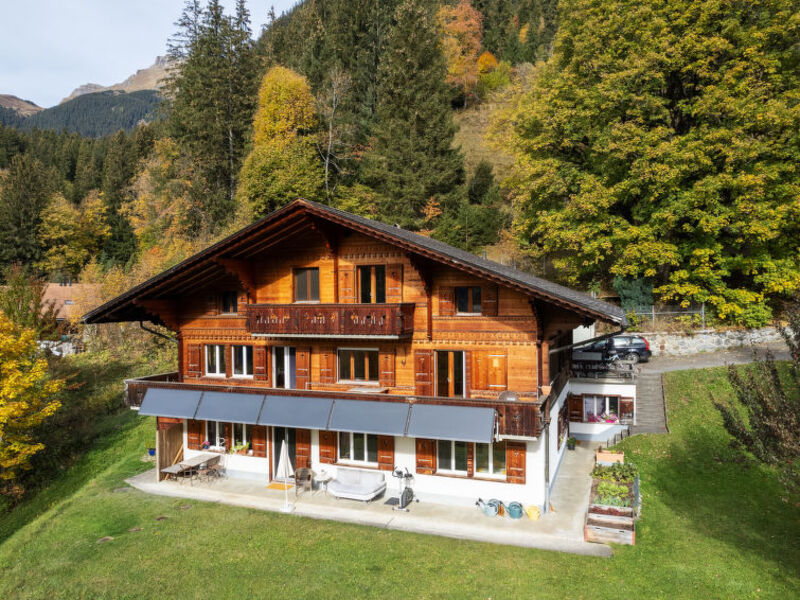 Chalet uf Duft