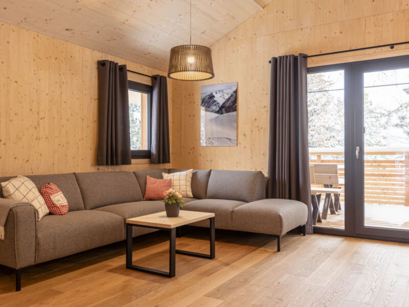 Superior Chalet mit Sprudelpool innen