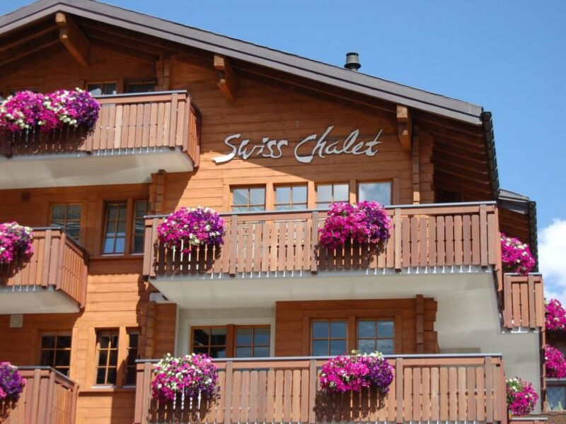 Swiss Chalet (114A05)