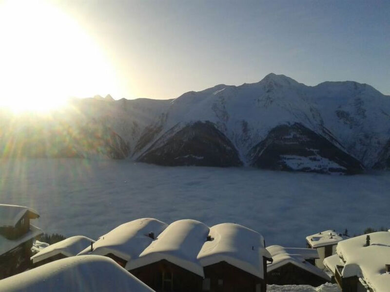 Weisshorn 3, 1. OG Ost